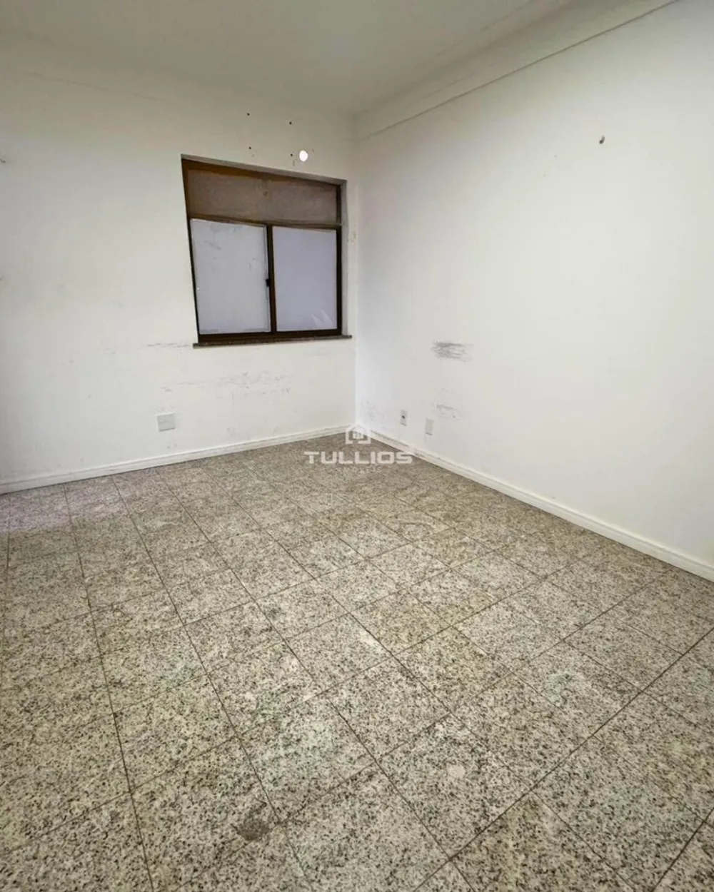 Apartamento disponível para venda ou locação no Edf. Antonio Onofre