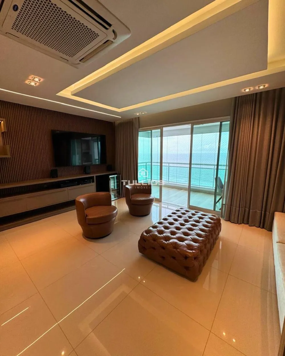 Encante-se com este Belíssimo Apartamento na Península – Vista Mar Deslumbrante