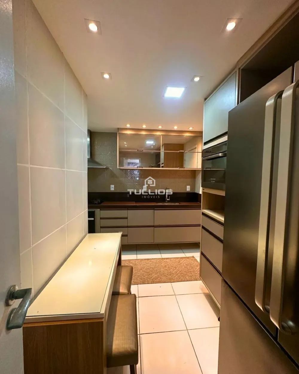 Apartamento de Alto Padrão na Ponta do Farol – Vista Mar Deslumbrante