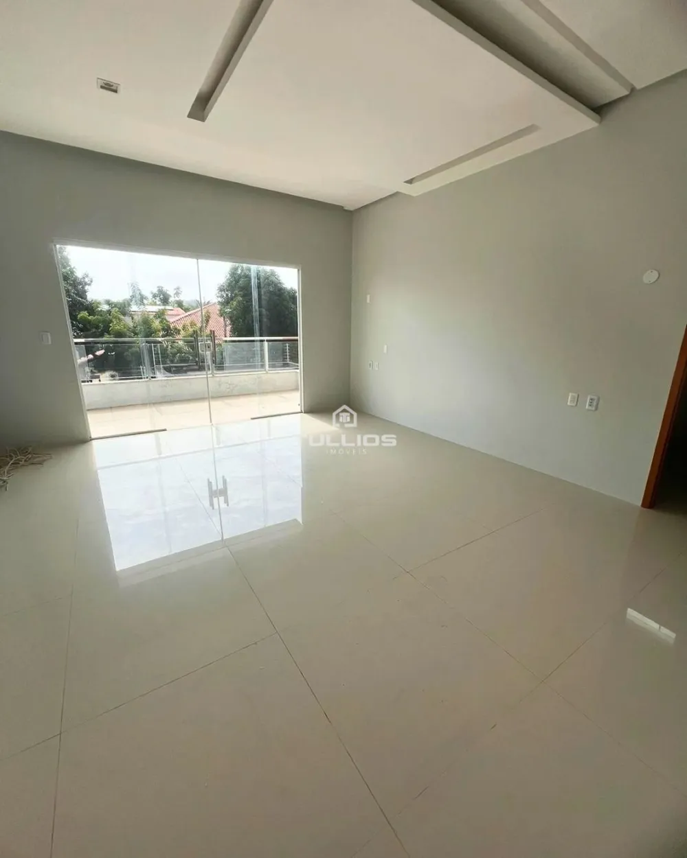 Casa Duplex à Venda no Araçagy – Lado Praia