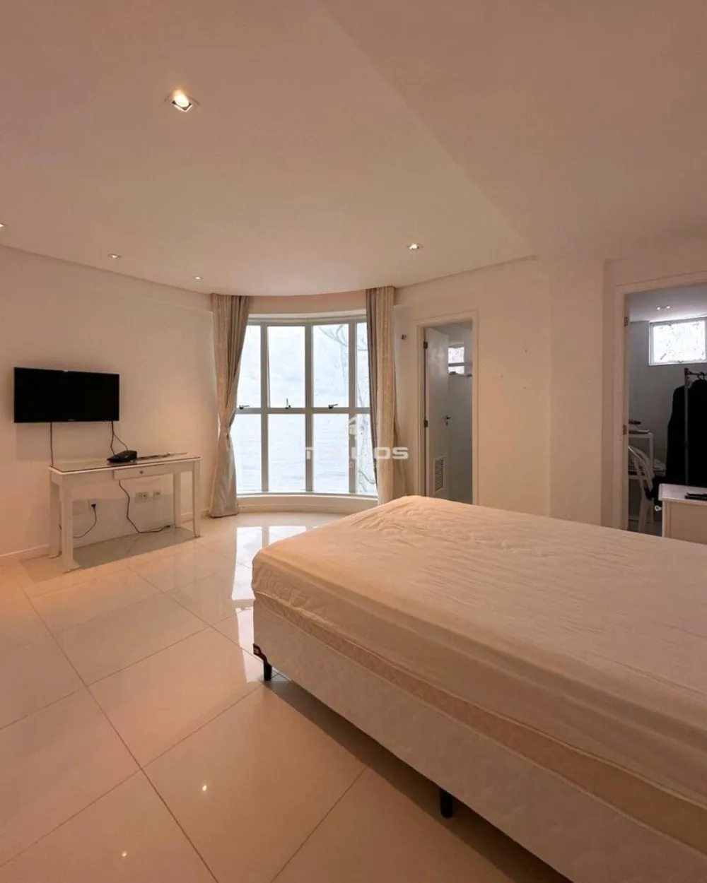 Apartamento 04 suítes para Venda no bairro Ponta do Farol  em São Luís
