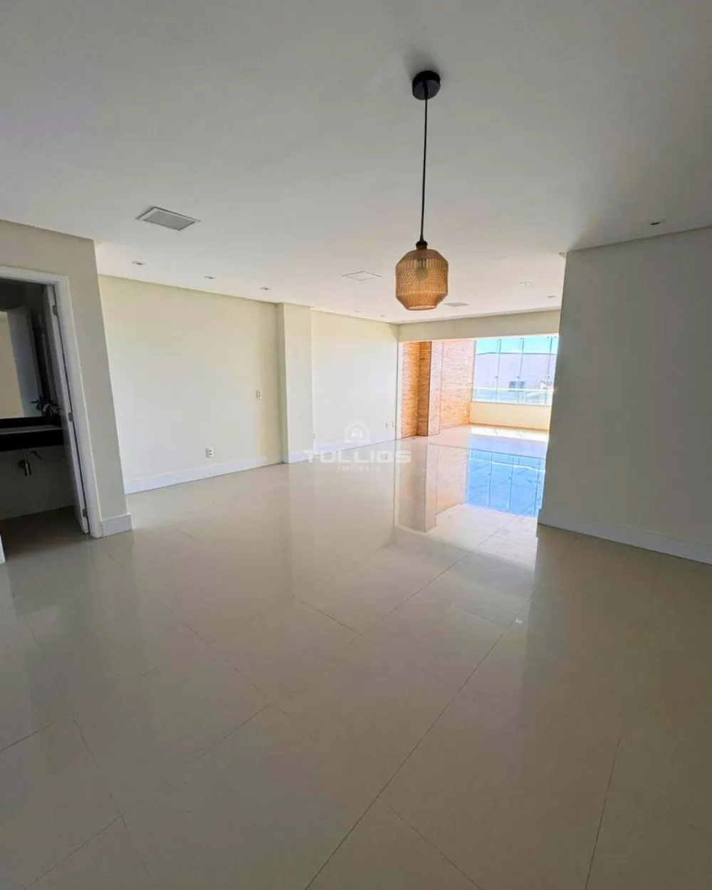 Sofisticação e conforto no Calhau – Apartamento à venda