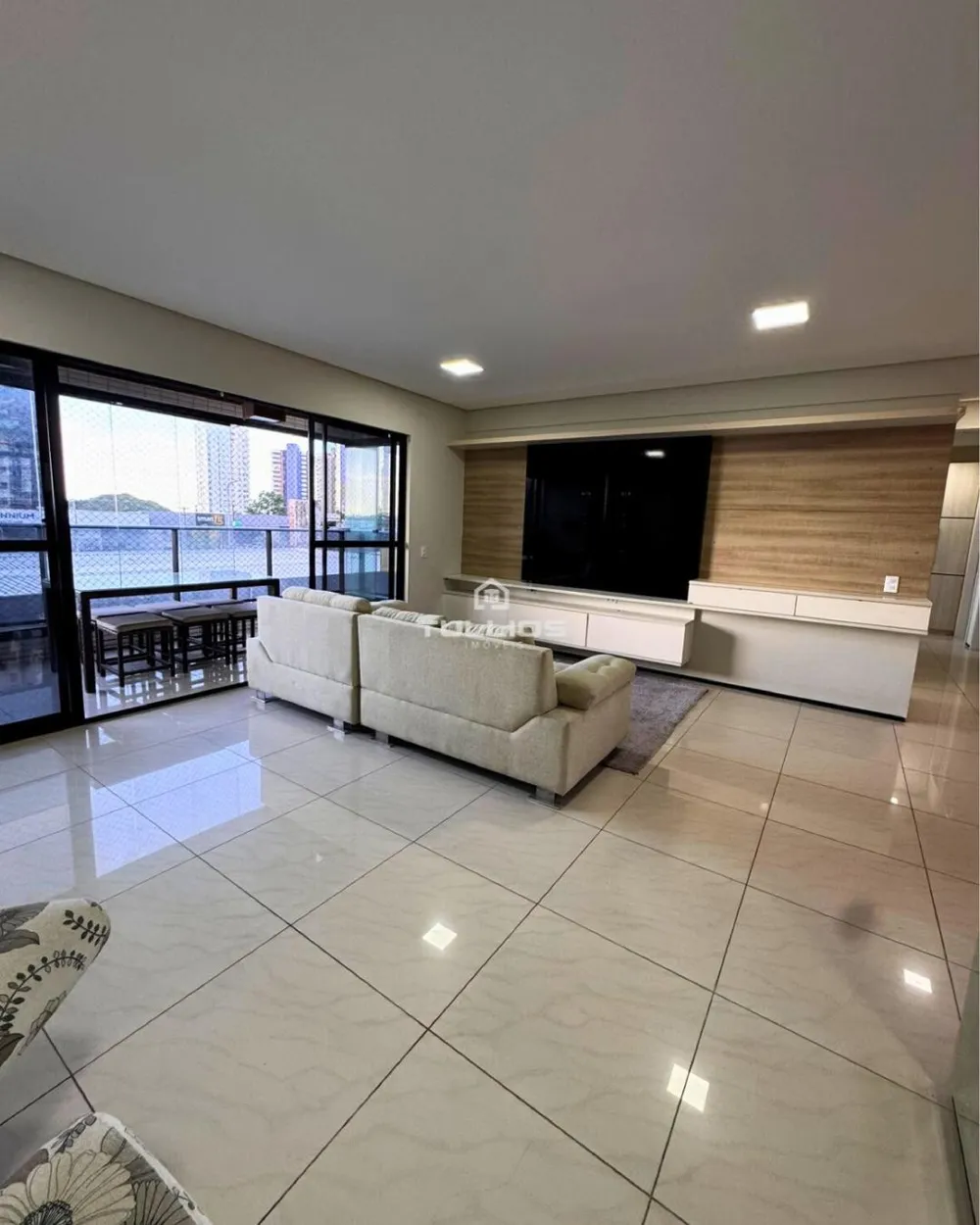 Apartamento à venda no Renascença – Espaço, conforto e uma vista que inspira!
