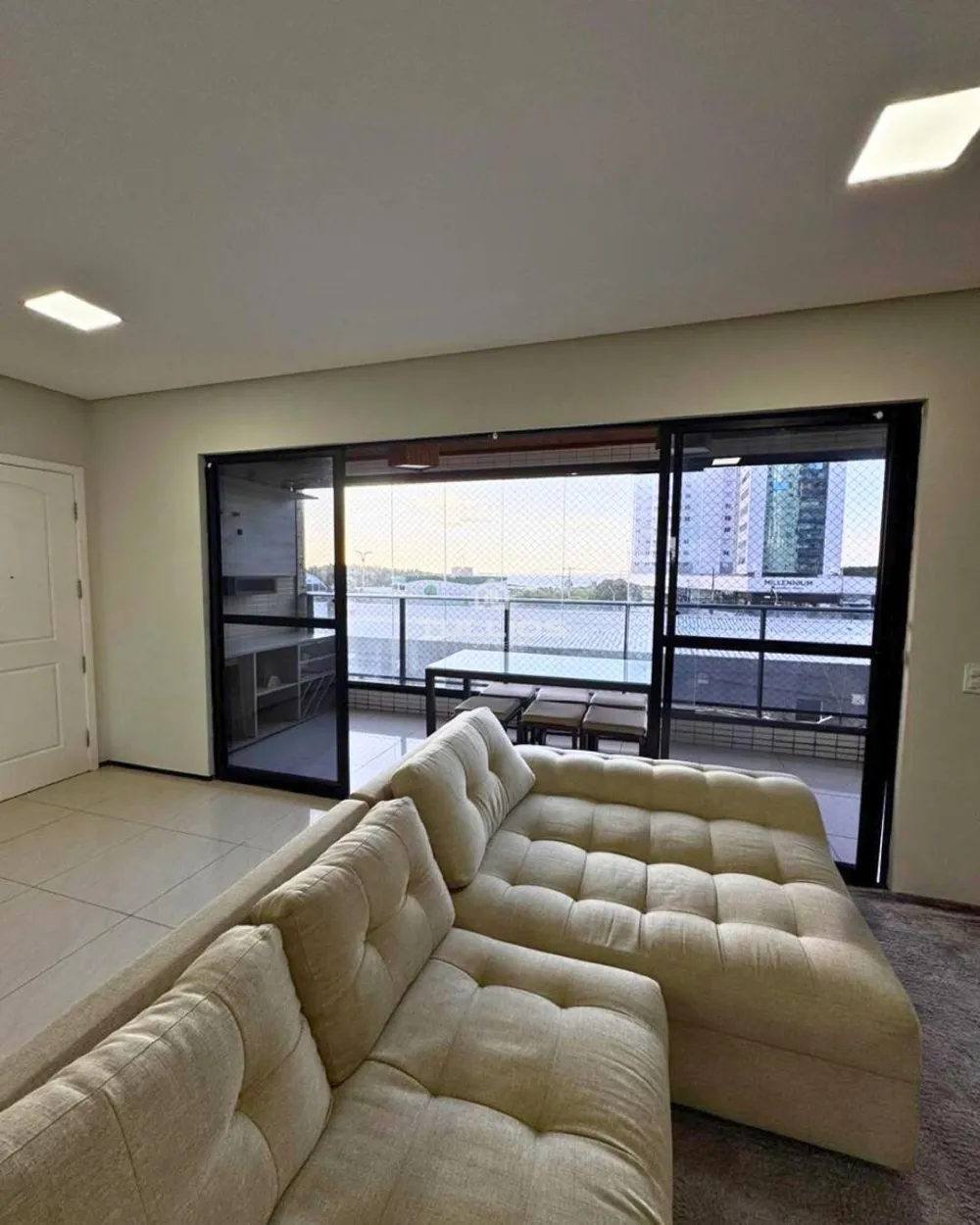 Apartamento à venda no Renascença – Espaço, conforto e uma vista que inspira!