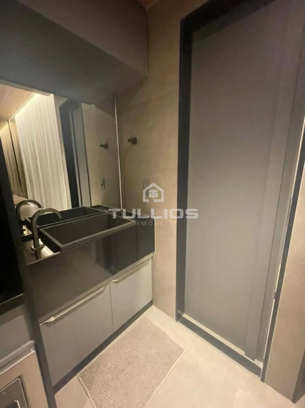Venda - Apartamento na Av dos Holandeses