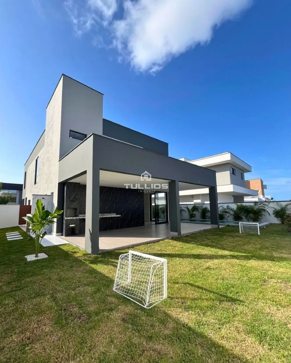 Casa Nova à Venda – Alphaville