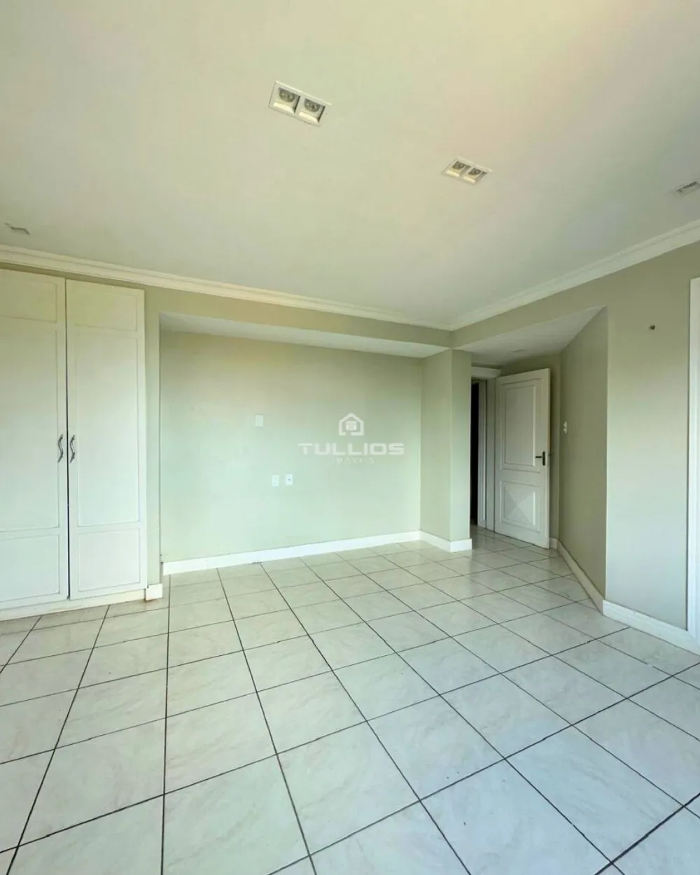APARTAMENTO À VENDA – SÃO FRANCISCO