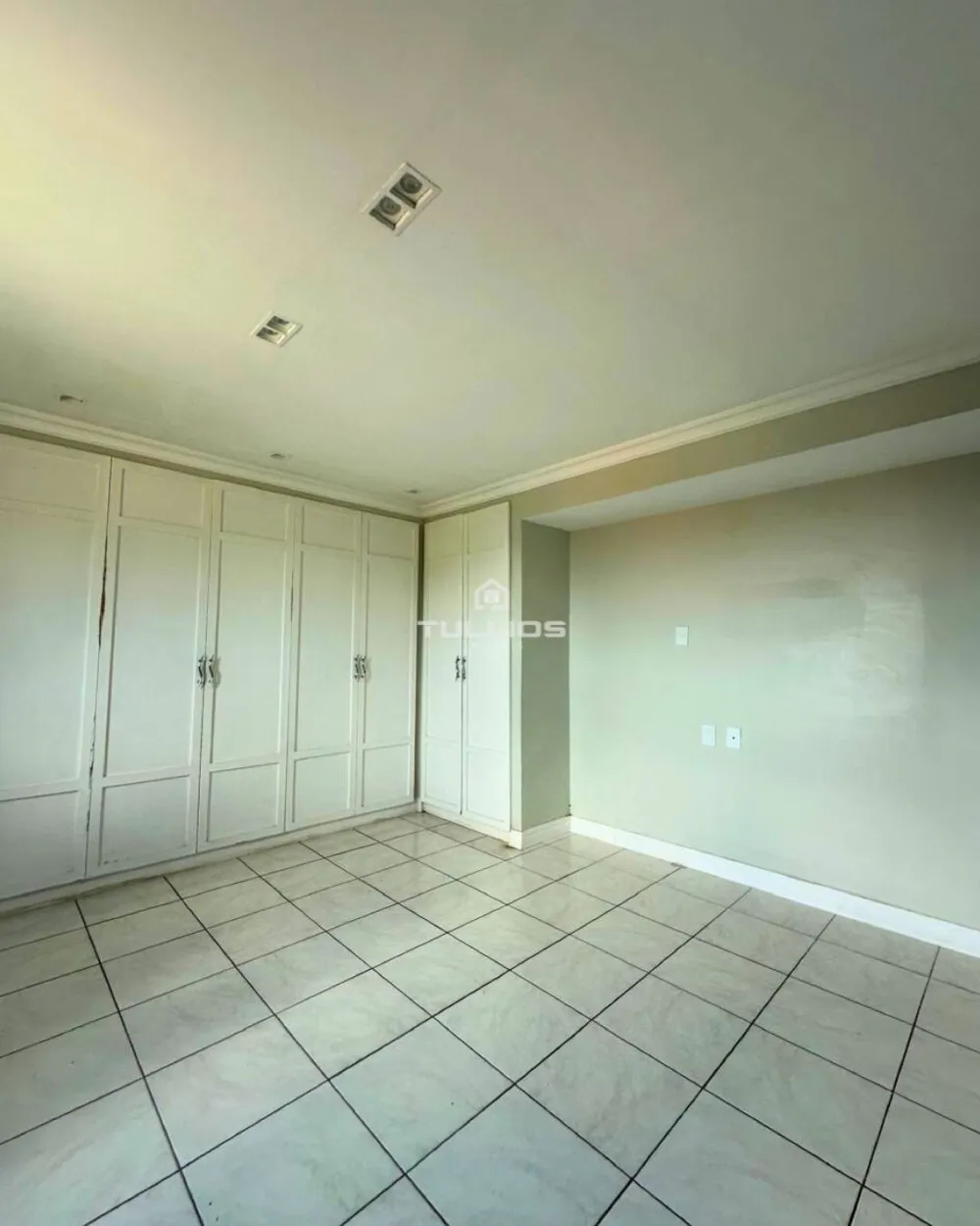 APARTAMENTO À VENDA – SÃO FRANCISCO