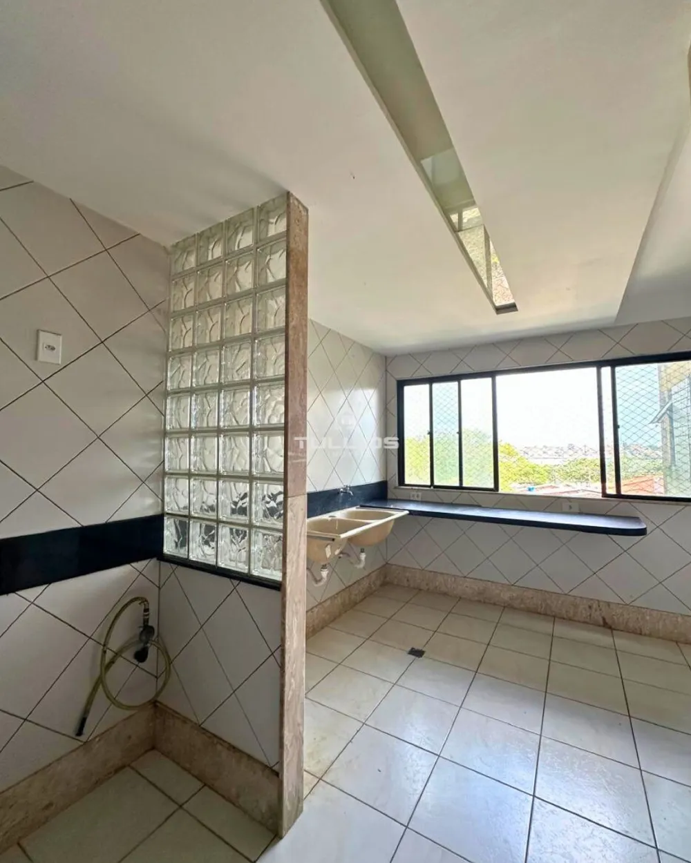 APARTAMENTO À VENDA – SÃO FRANCISCO