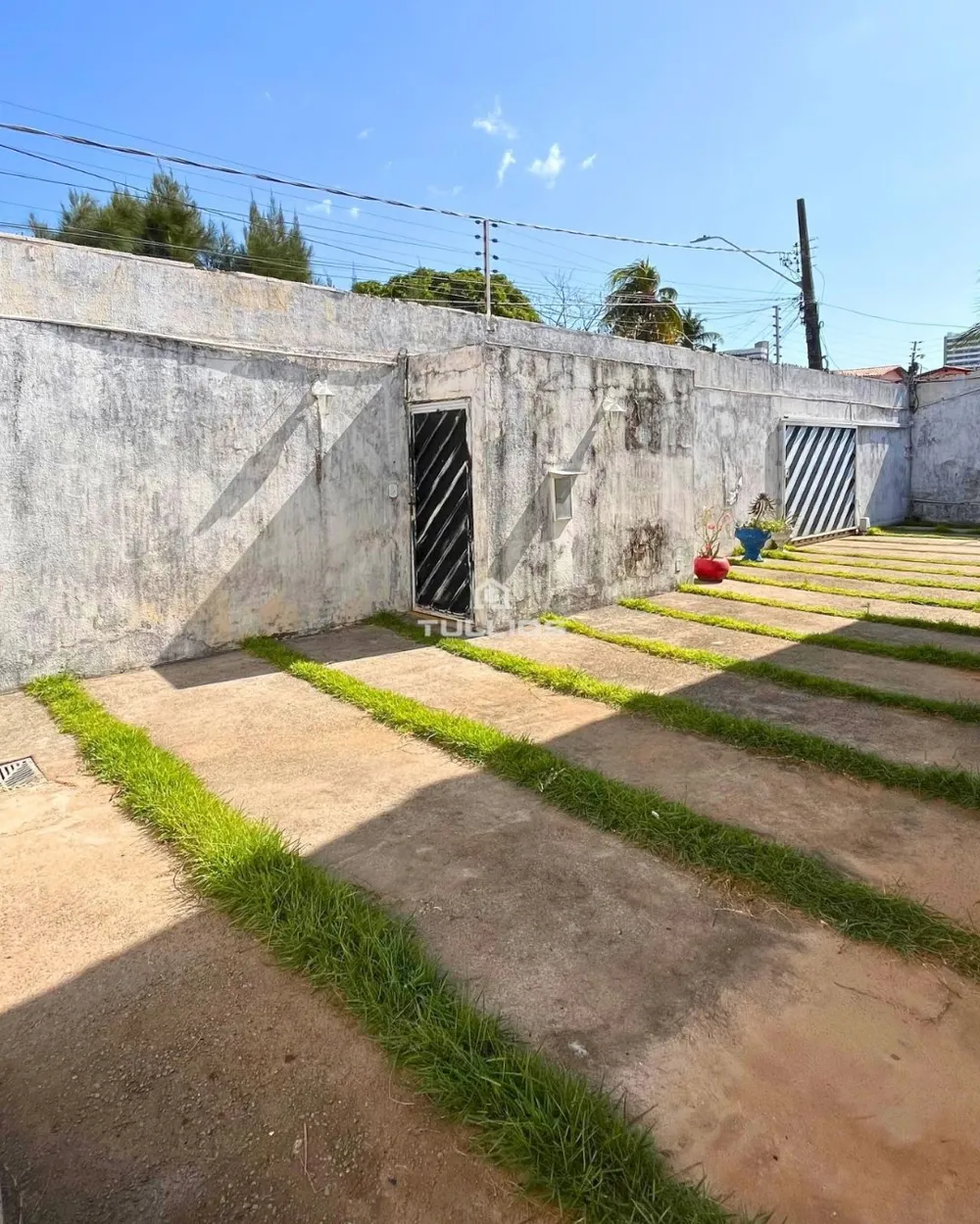 Casa para locação no Calhau – Perfeita para Clínicas e Empresas!