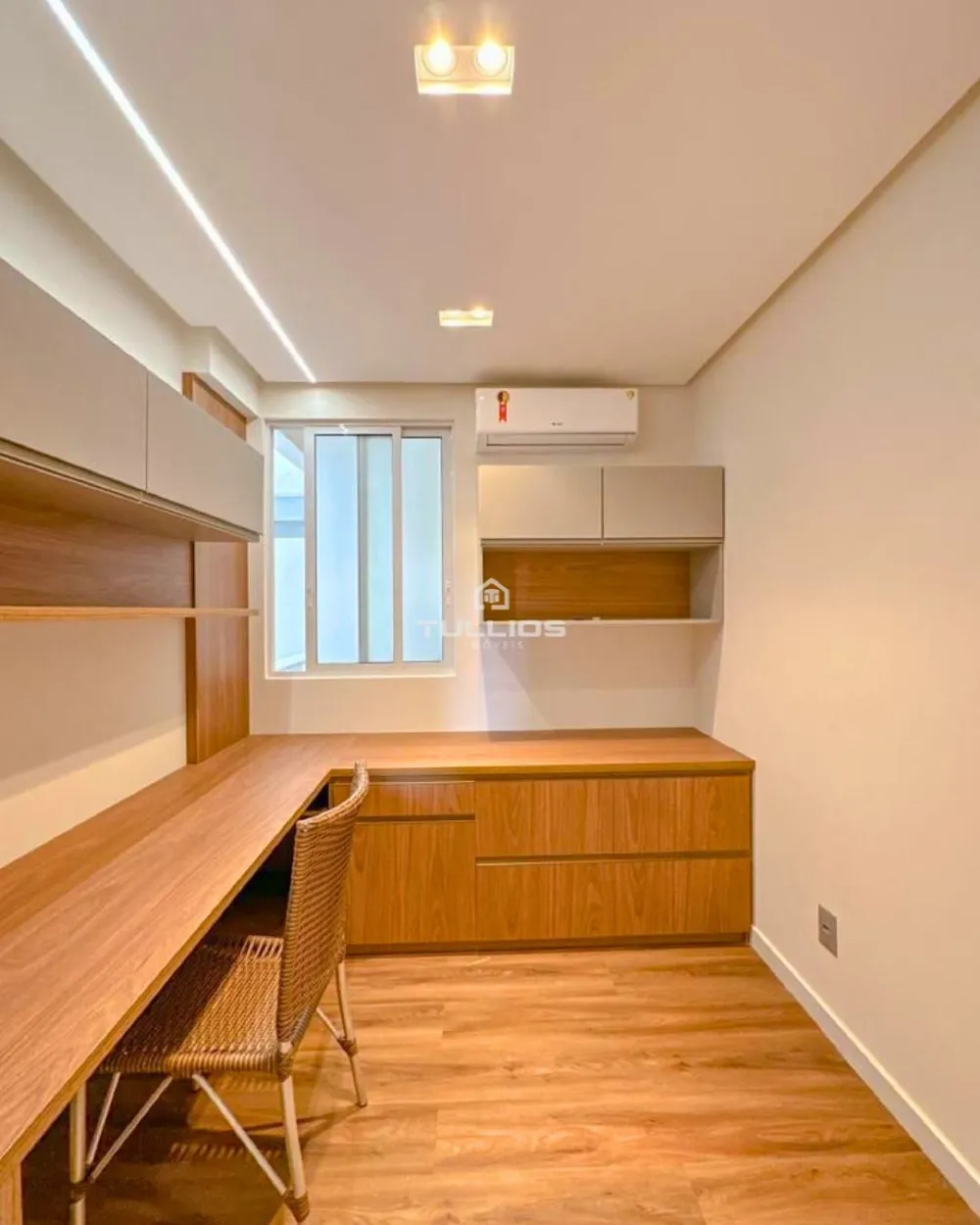 BELÍSSIMO APARTAMENTO DE ALTO LUXO PARA LOCAÇÃO NA PENÍNSULA