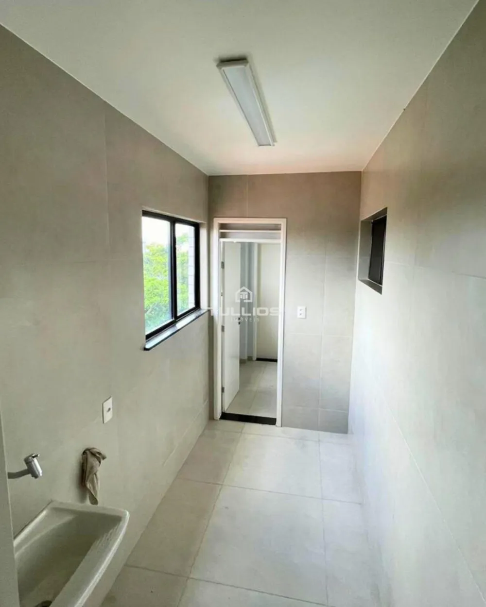 Amplo apartamento à venda no Jardim Renascença! 