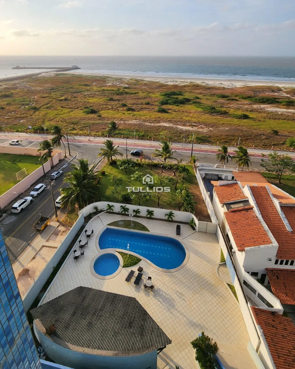 Apartamento de Alto Padrão com Vista Eterna para o Mar – Península