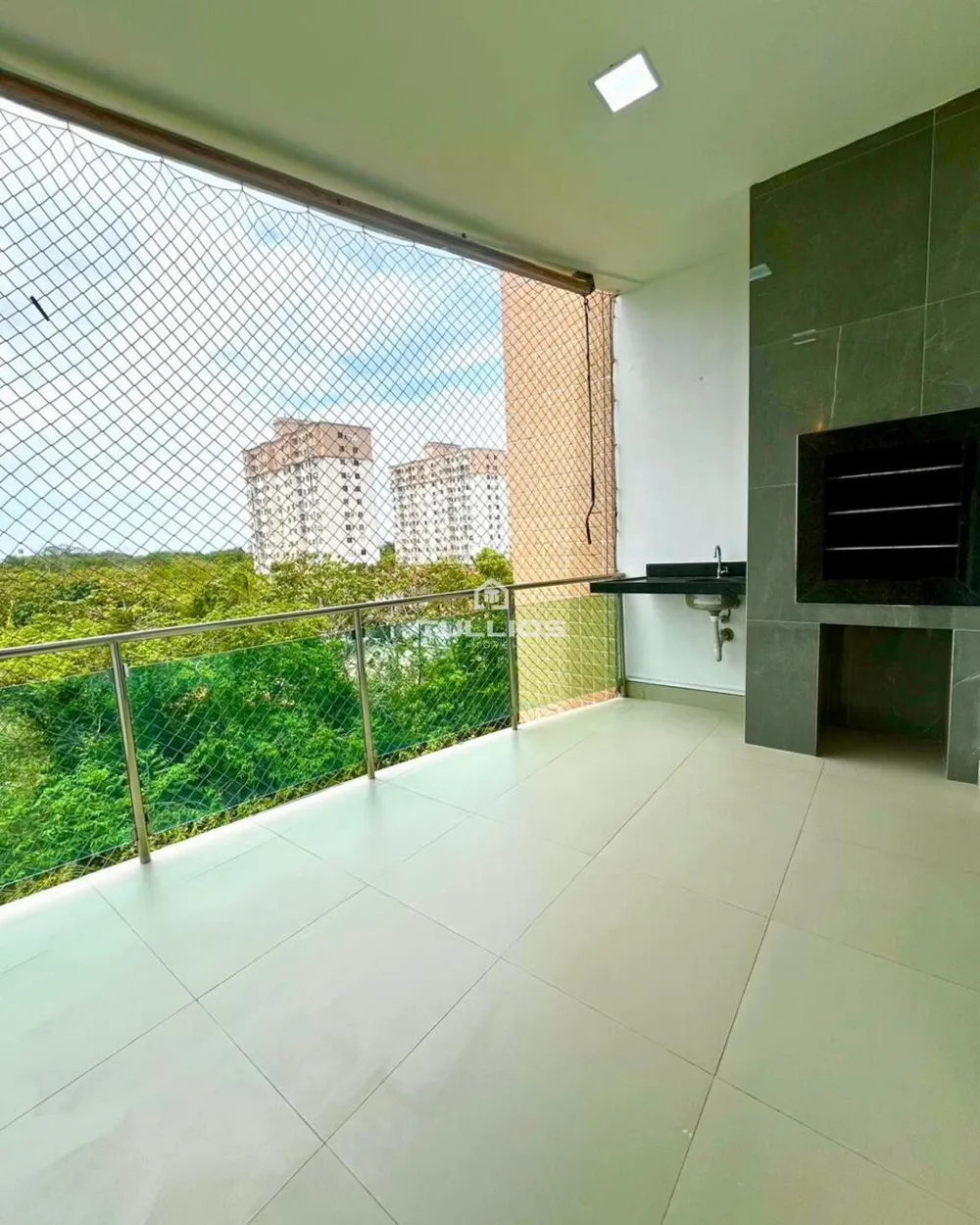 Apartamento à Venda | 95m² | Lado Praia 