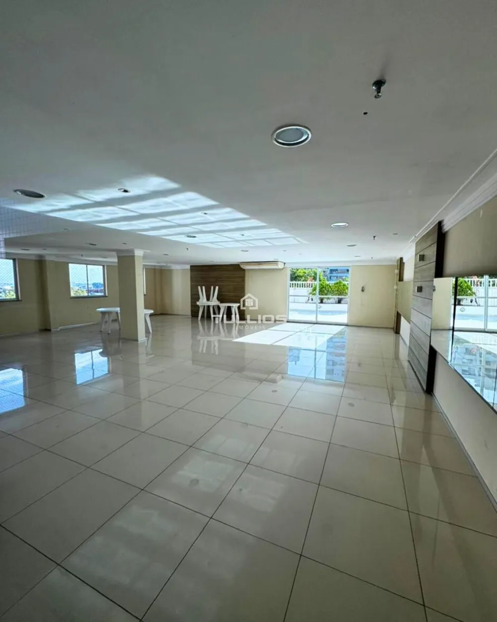 Apartamento de alto padrão, pronto pra morar, em uma das localizações mais desejadas da cidade.
