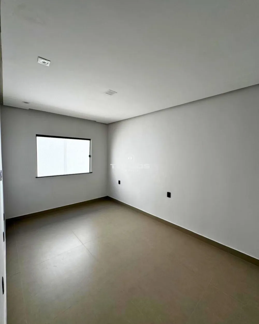 Casa moderna, ventilada e com lazer completo no Araçagy!