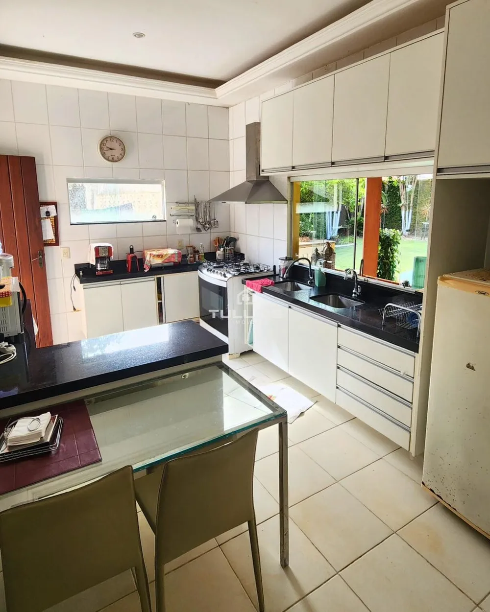 Casa no Calhau com espaço, conforto e lazer completo para toda a família.