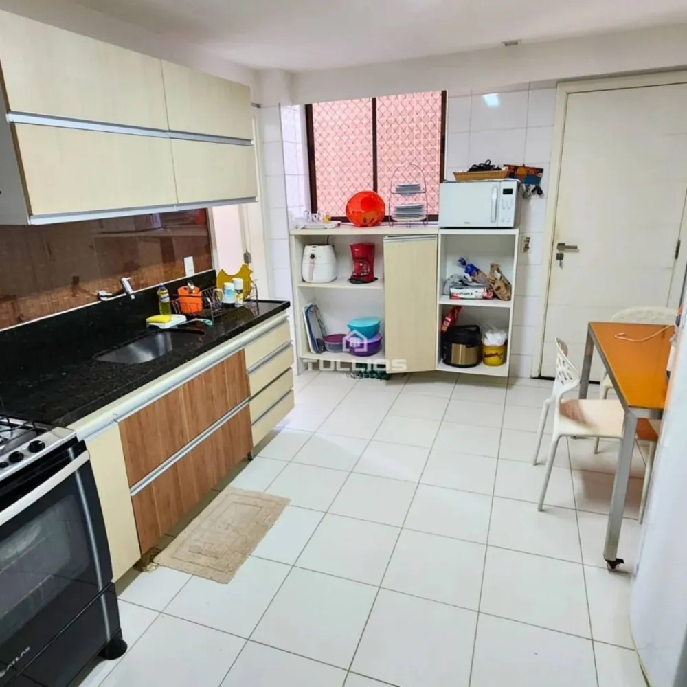 Apartamento no condomínio Turmalina