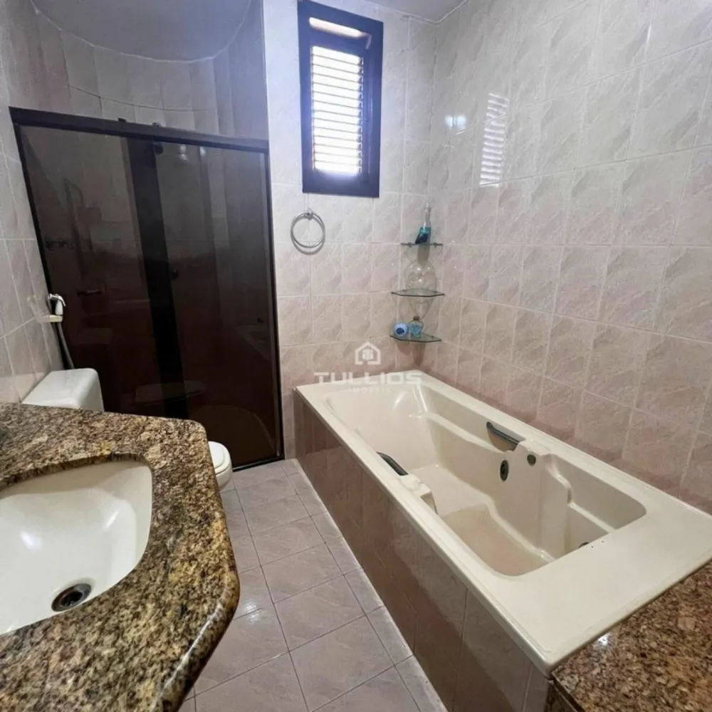 Casa disponível no Calhau