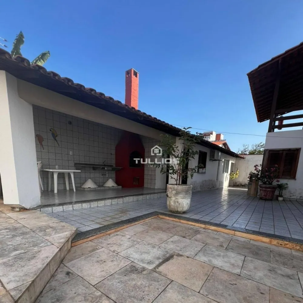 Casa disponível no Calhau
