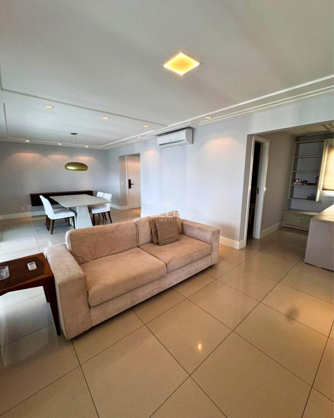 Apartamento à venda no Farol da Ilha – Vista deslumbrante, conforto e elegância em cada ambiente!