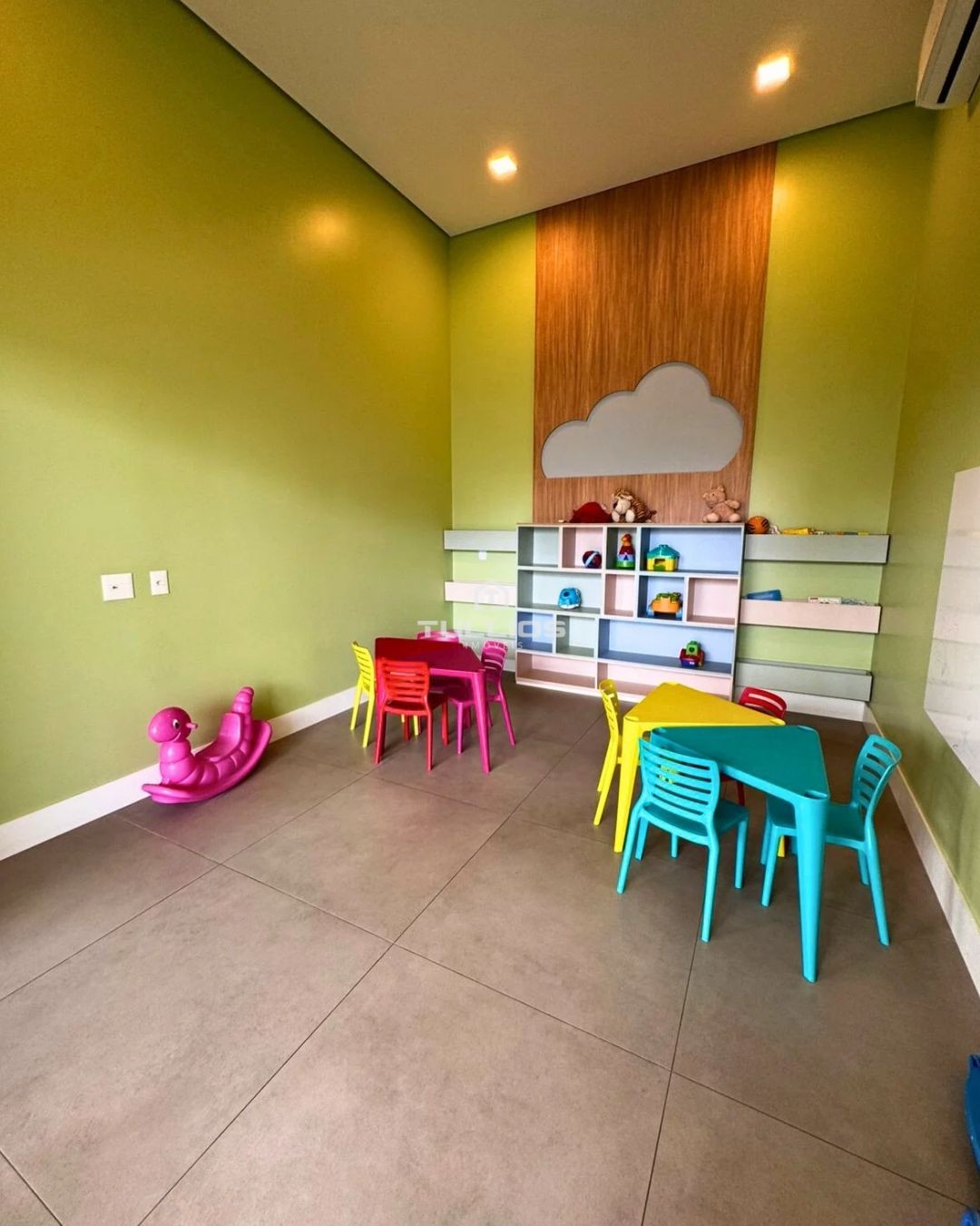 Novo apartamento à venda na Ponta D’Areia