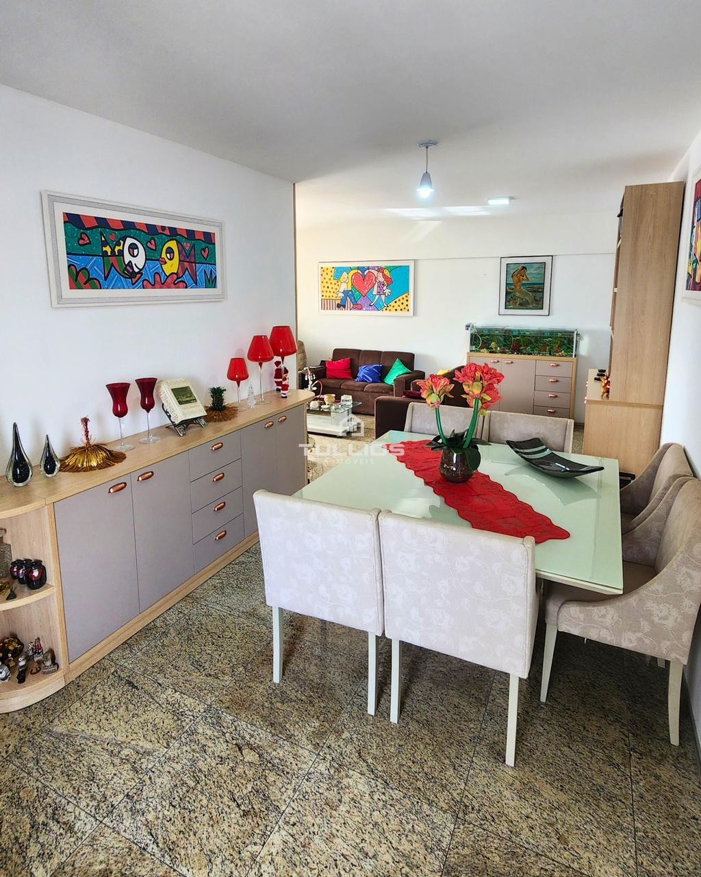 Oportunidade Exclusiva: Apartamento Amplo de Alto Padrão