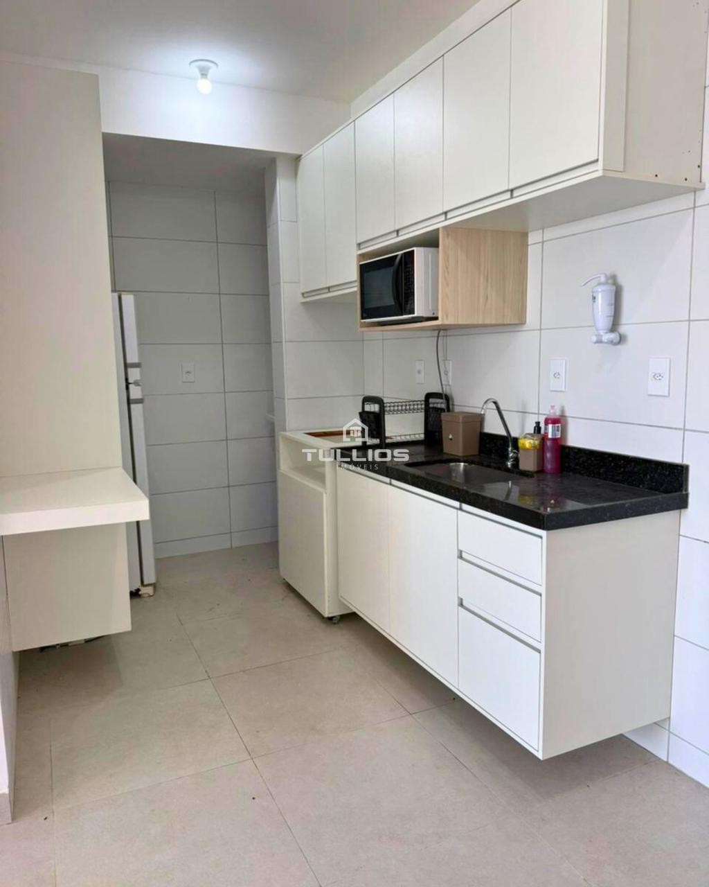Novíssimo Apartamento à Venda no Calhau!