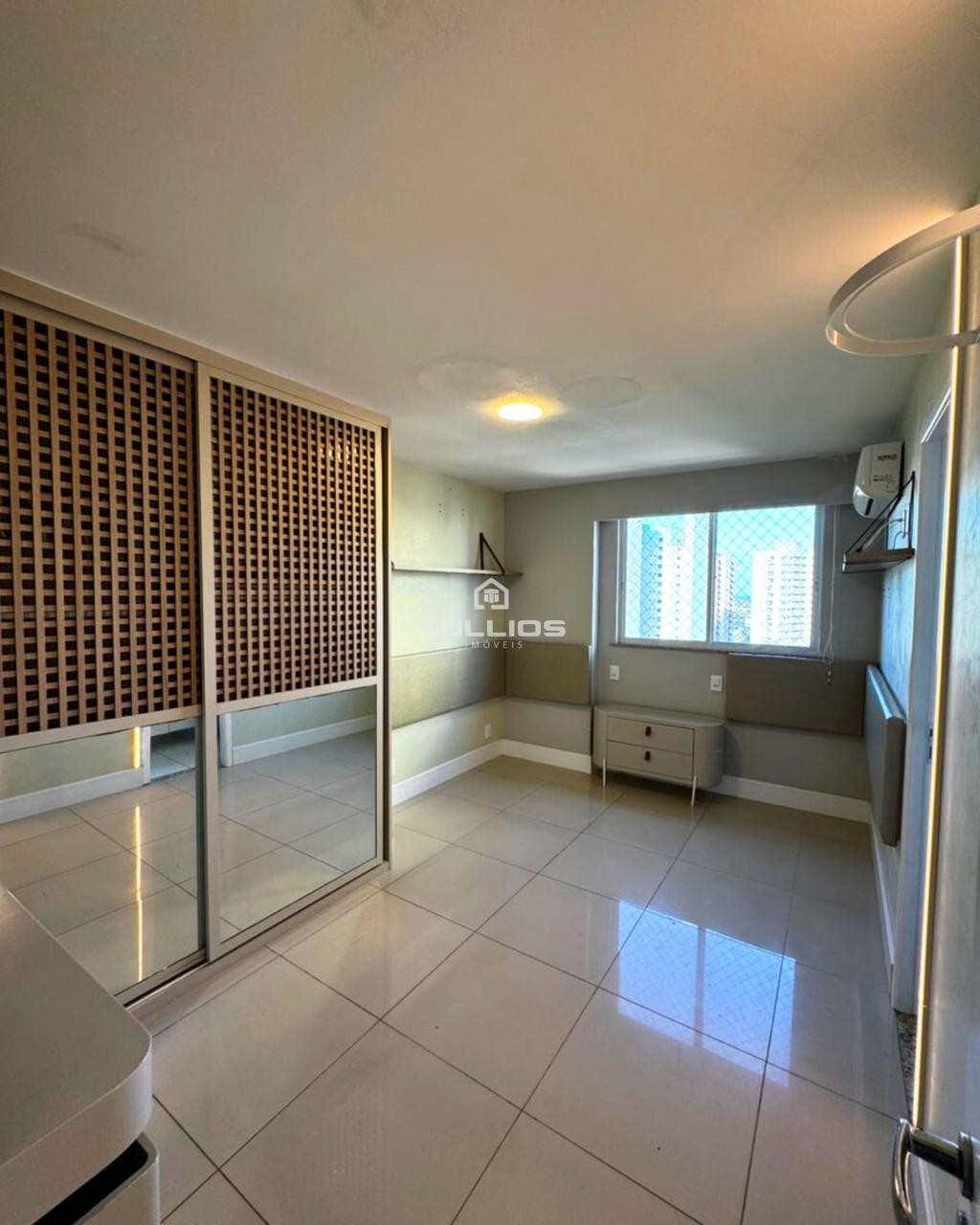Apartamento de alto padrão, pronto pra morar, em uma das localizações mais desejadas da cidade.
