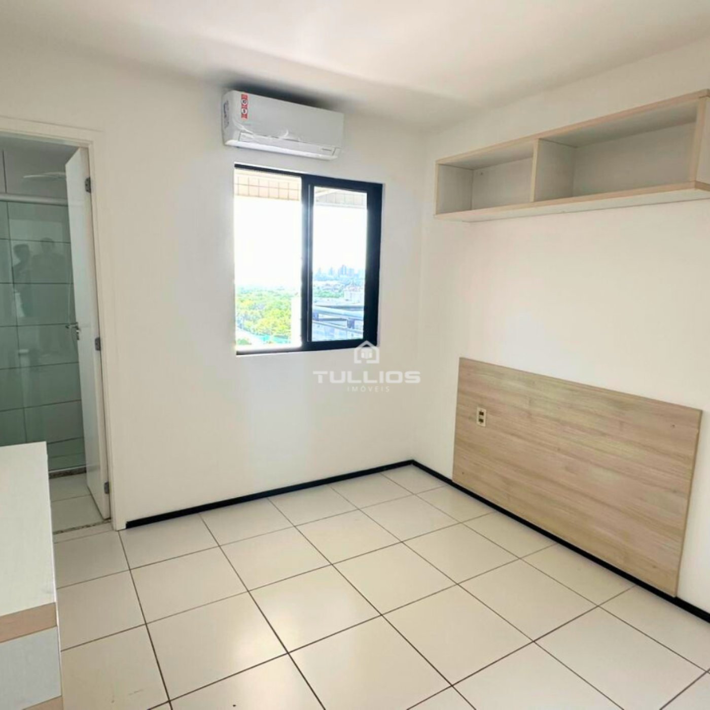 Venda - Apartamento com 3 quartos (1 síte) na Ponta do Farol