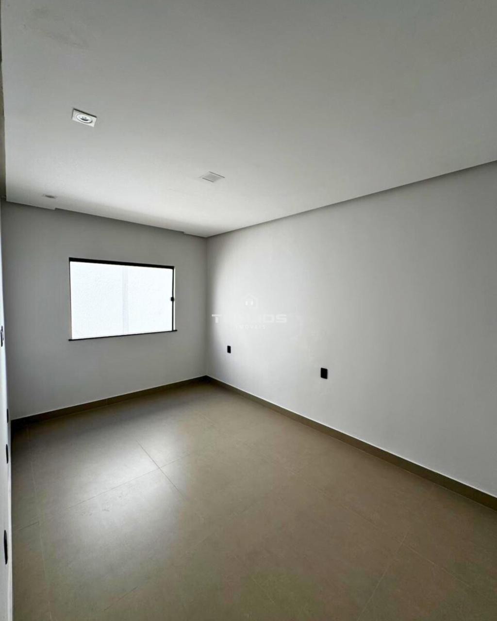 Casa moderna, ventilada e com lazer completo no Araçagy!