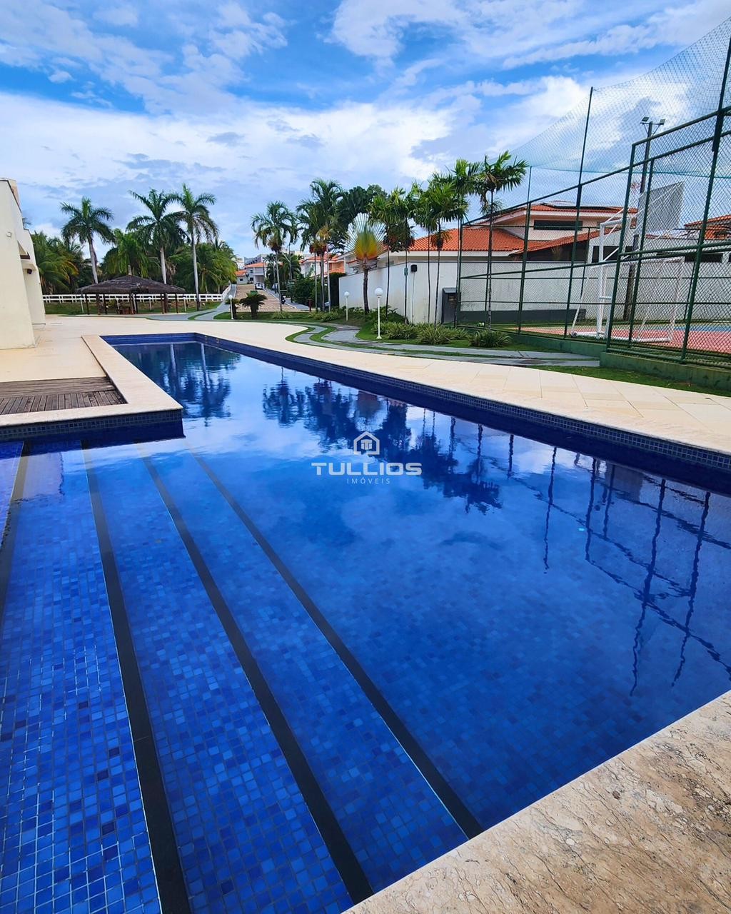 CASA EM CONDOMÍNIO – AV. MÁRIO ANDREAZZA
