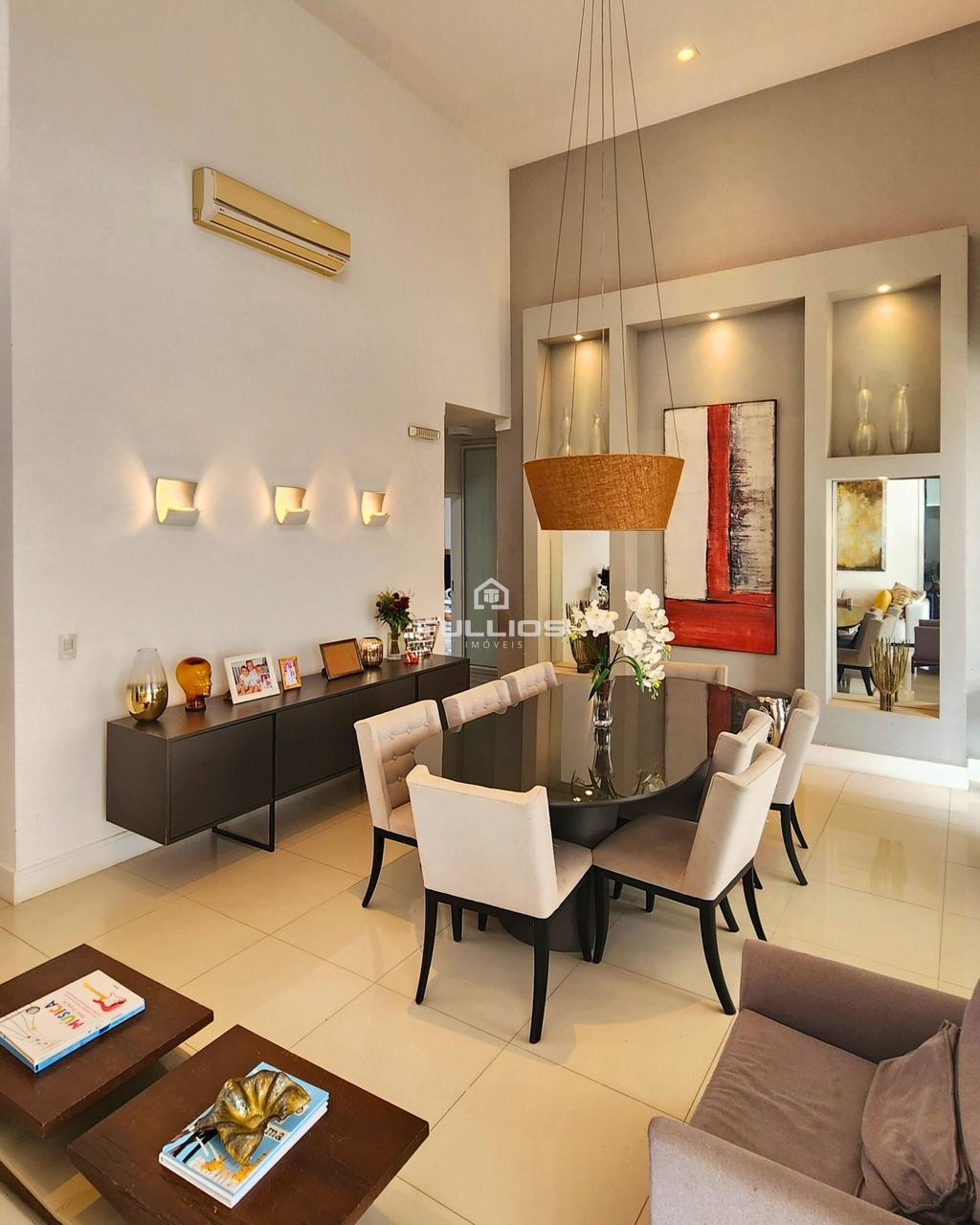 CASA EM CONDOMÍNIO – AV. MÁRIO ANDREAZZA