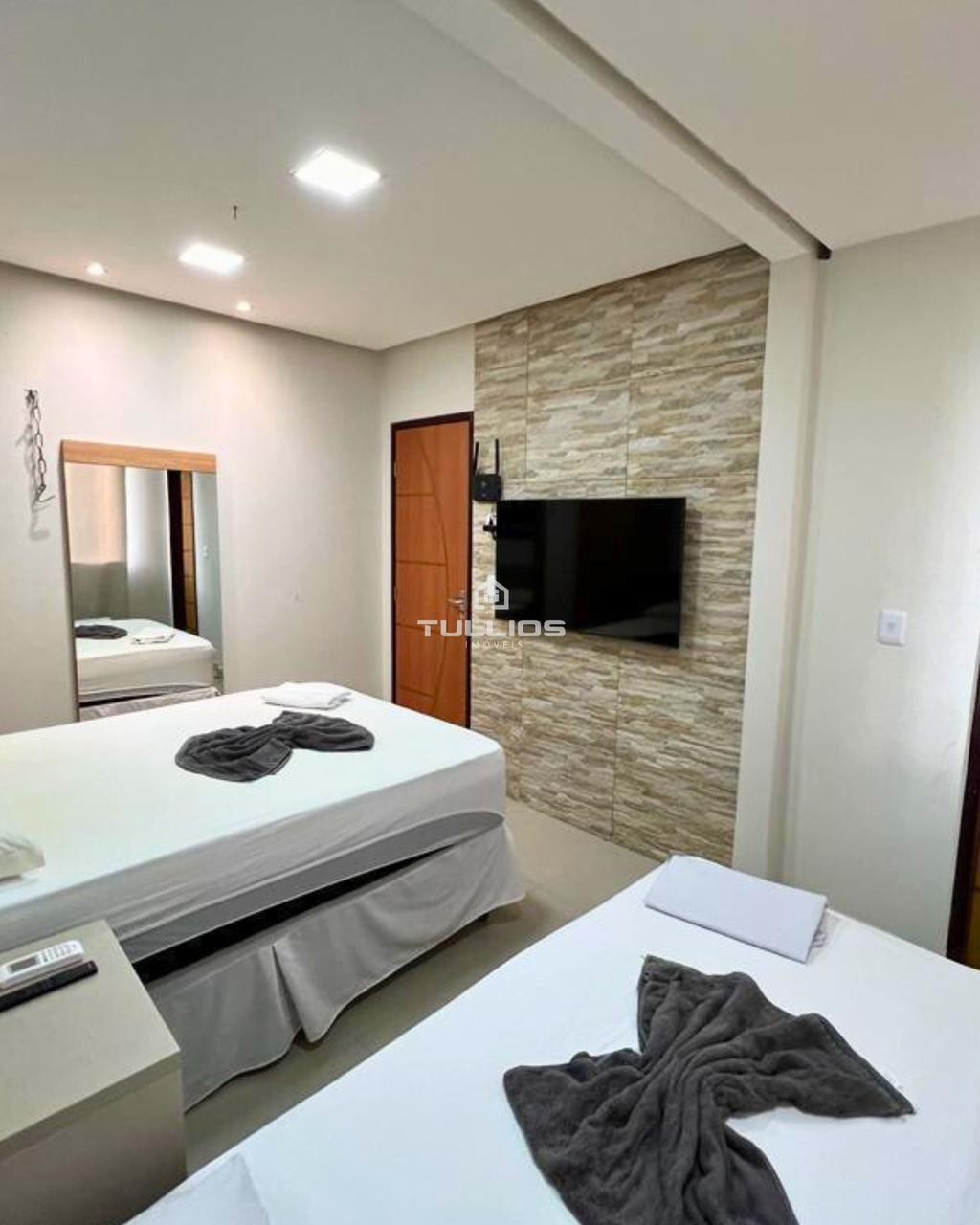 Barreirinhas | Casa Duplex em Condomínio | Porteira Fechada