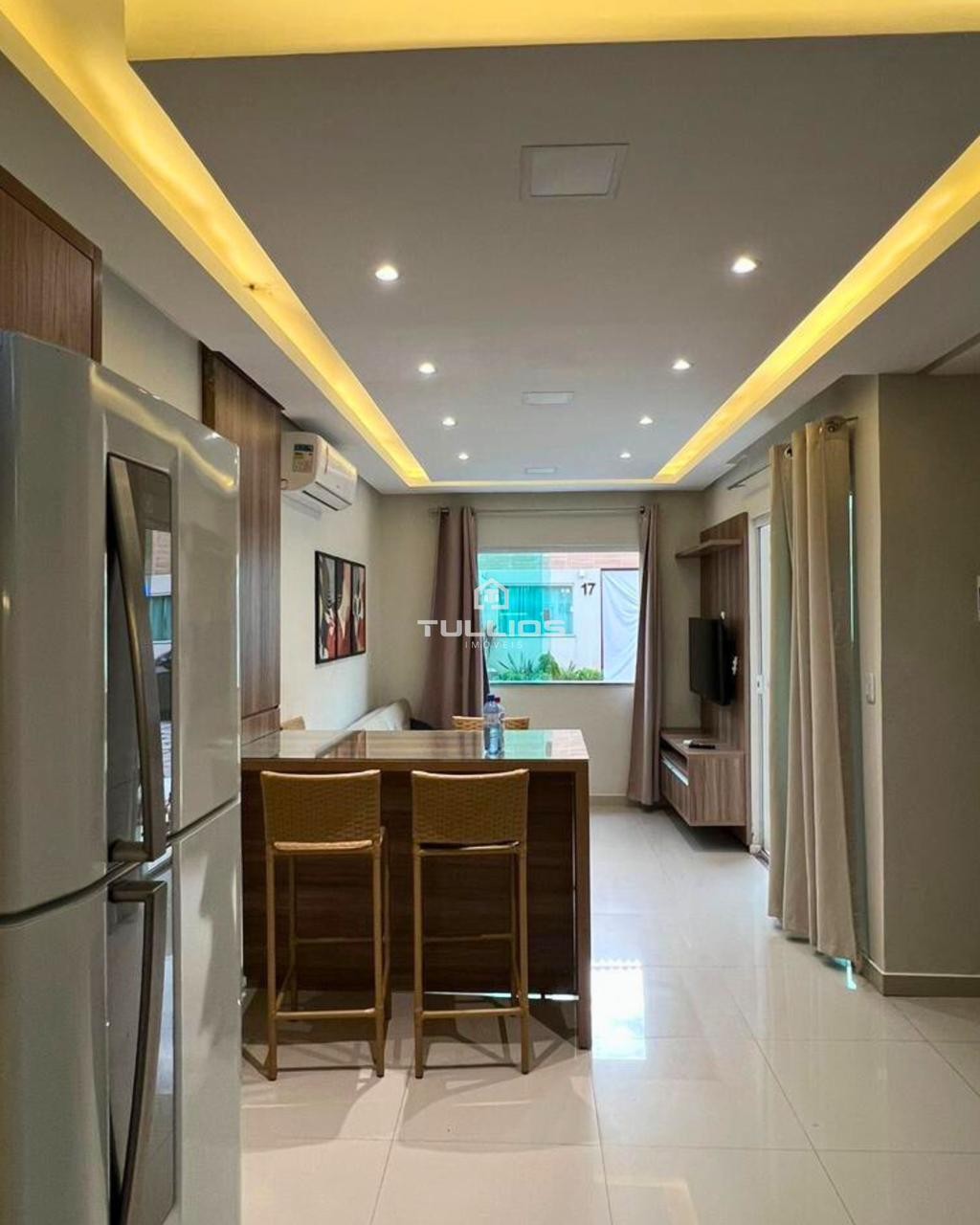 Barreirinhas | Casa Duplex em Condomínio | Porteira Fechada