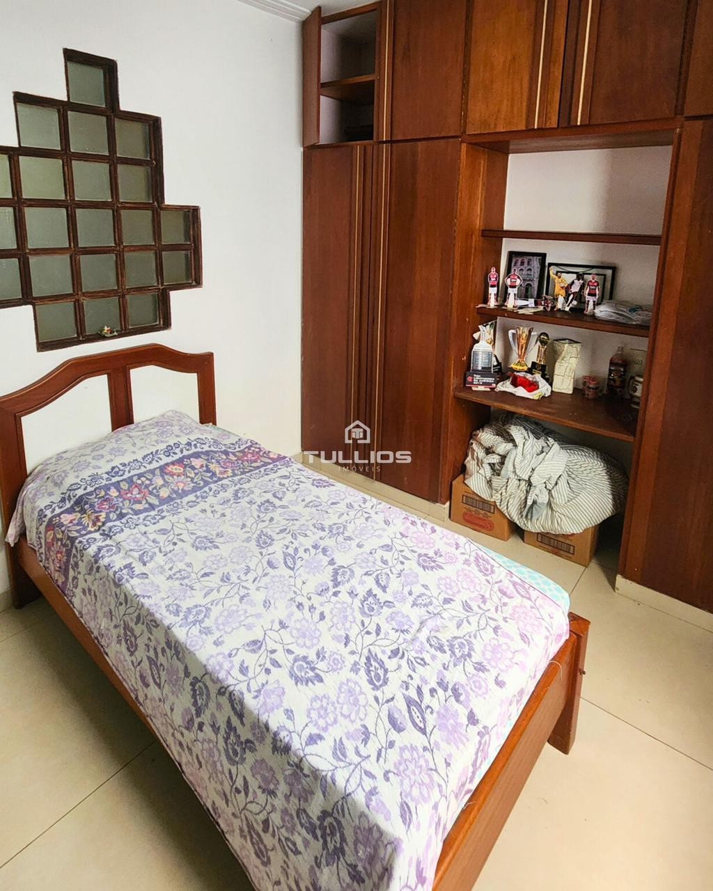 VENDE-SE | CASA NO SÃO FRANCISCO