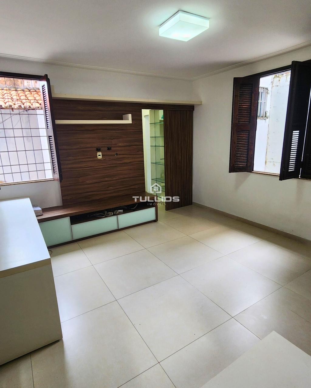 VENDE-SE | CASA NO SÃO FRANCISCO