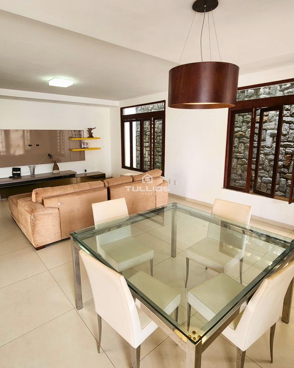 VENDE-SE | CASA NO SÃO FRANCISCO