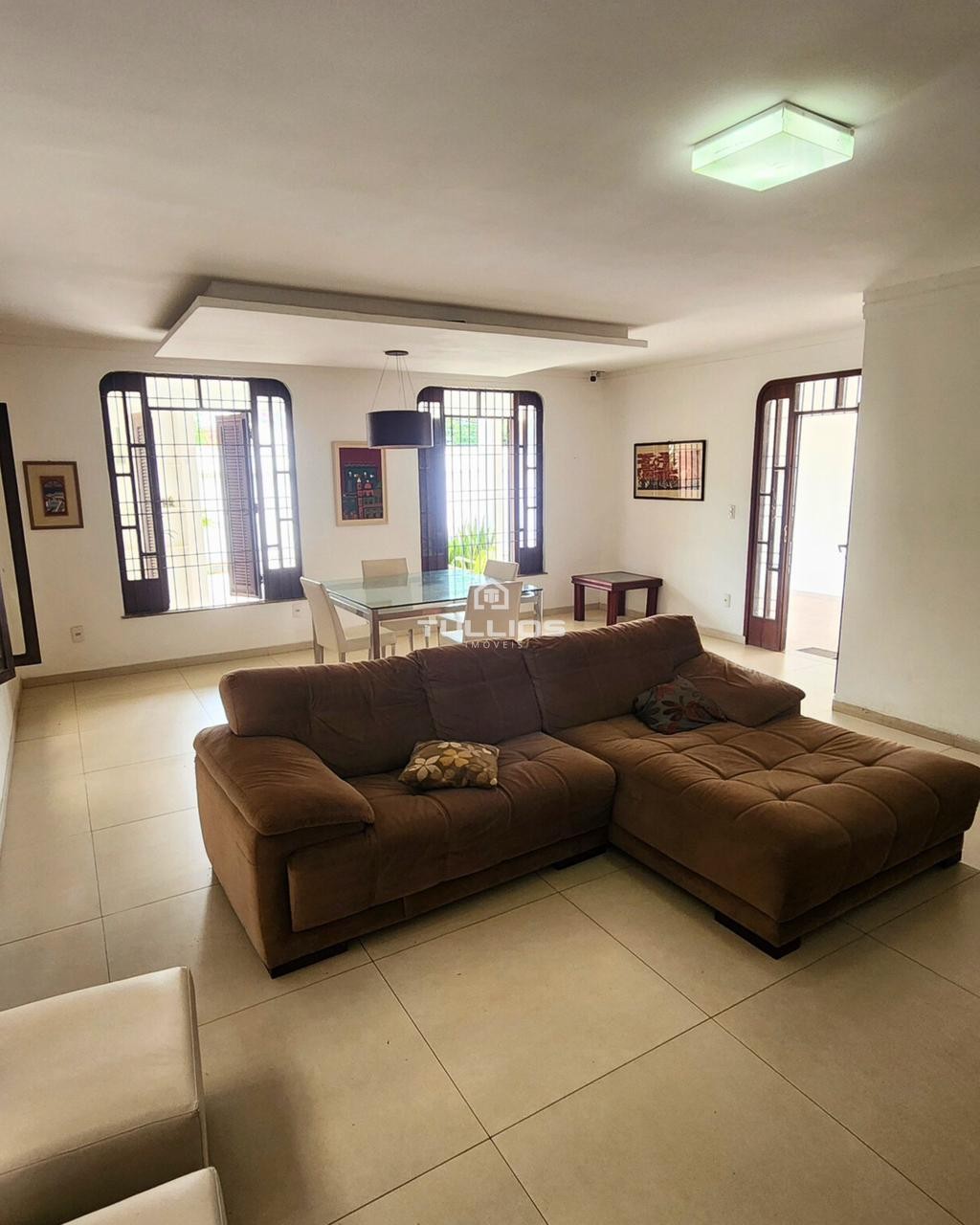 VENDE-SE | CASA NO SÃO FRANCISCO