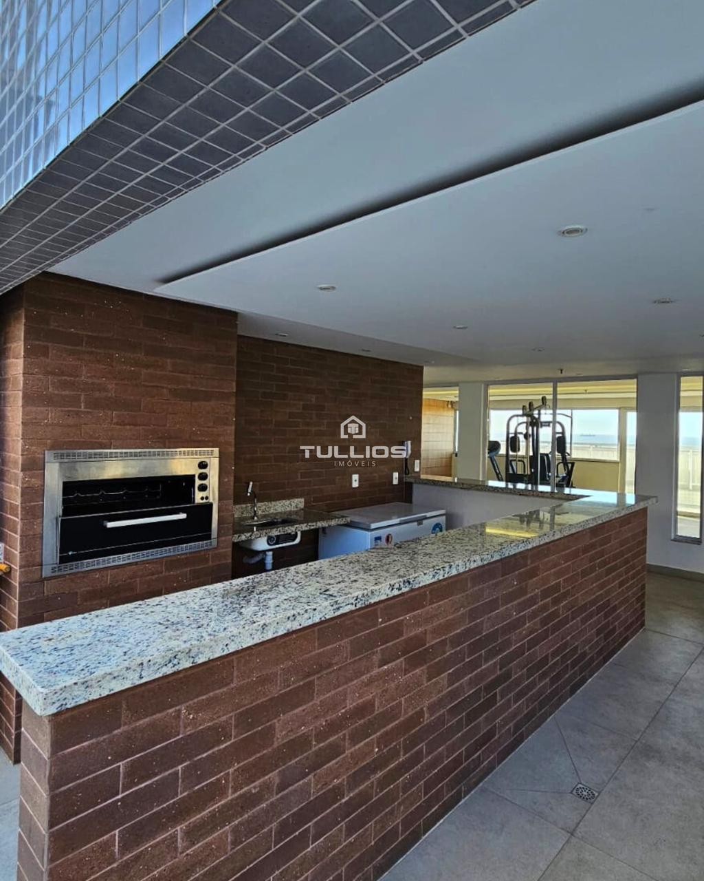 Excelente apartamento à venda na Av. dos Holandeses: