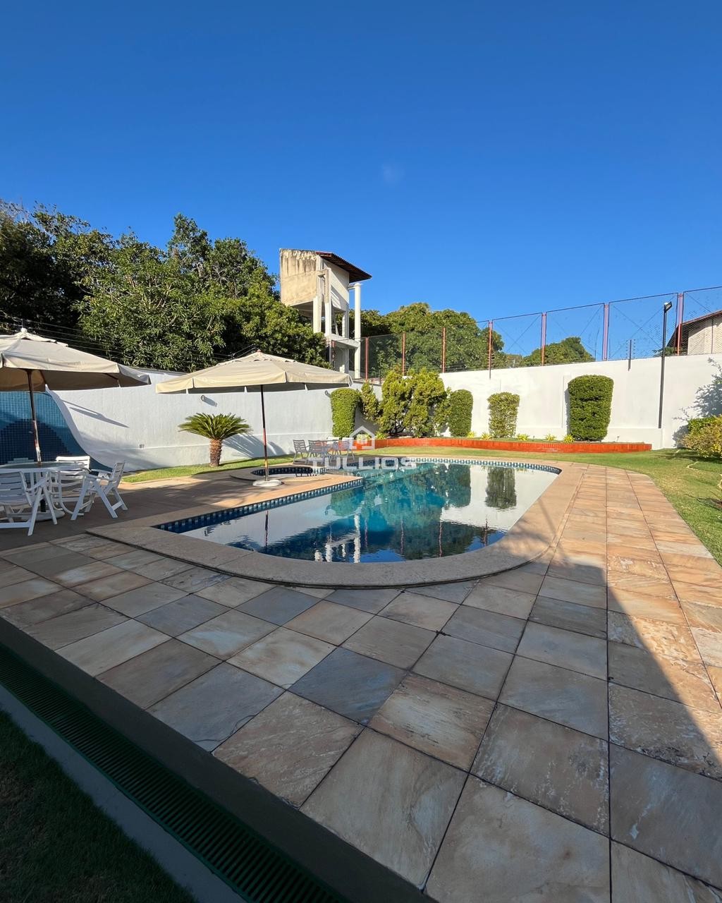 Belíssima casa no Olho D’Água — espaço, privacidade e localização privilegiada.