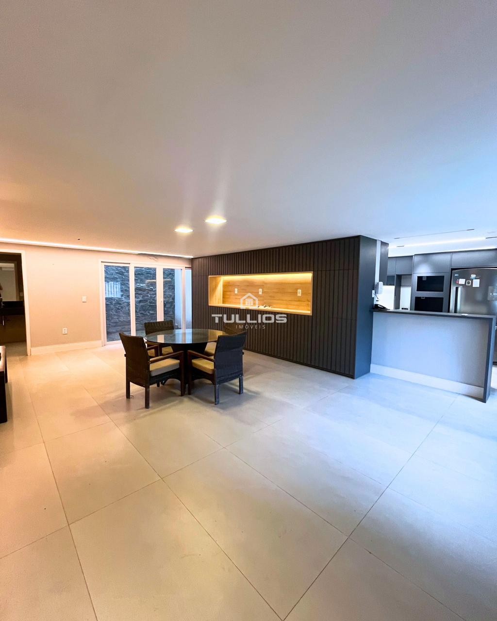 MANSÃO DE ALTO PADRÃO NO CALHAU ✨