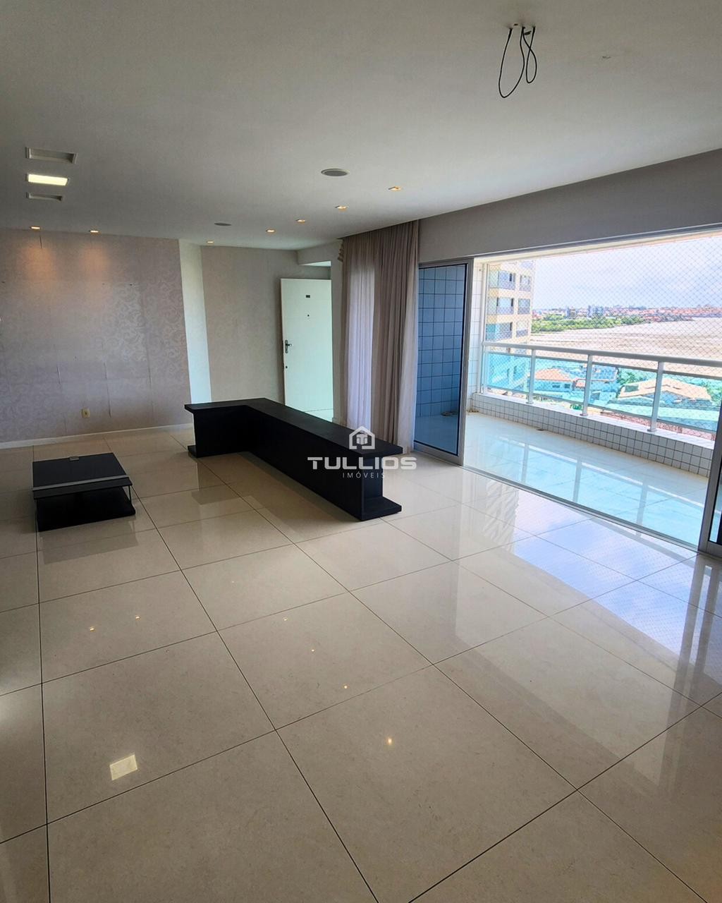 Exclusividade e sofisticação definem este apartamento de alto padrão na Península! 