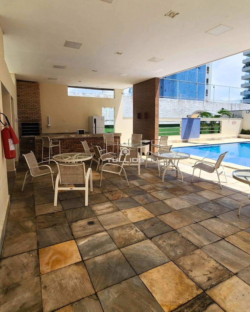 Exclusividade e sofisticação definem este apartamento de alto padrão na Península! 