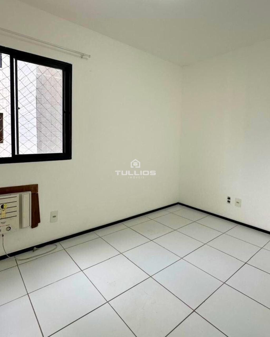 Aluguel de apartamento no Calhau! 