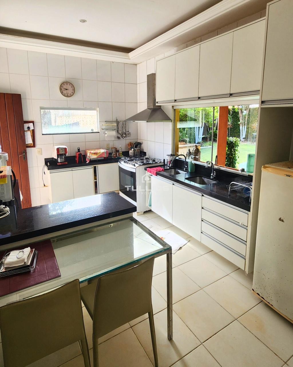 Casa no Calhau com espaço, conforto e lazer completo para toda a família.