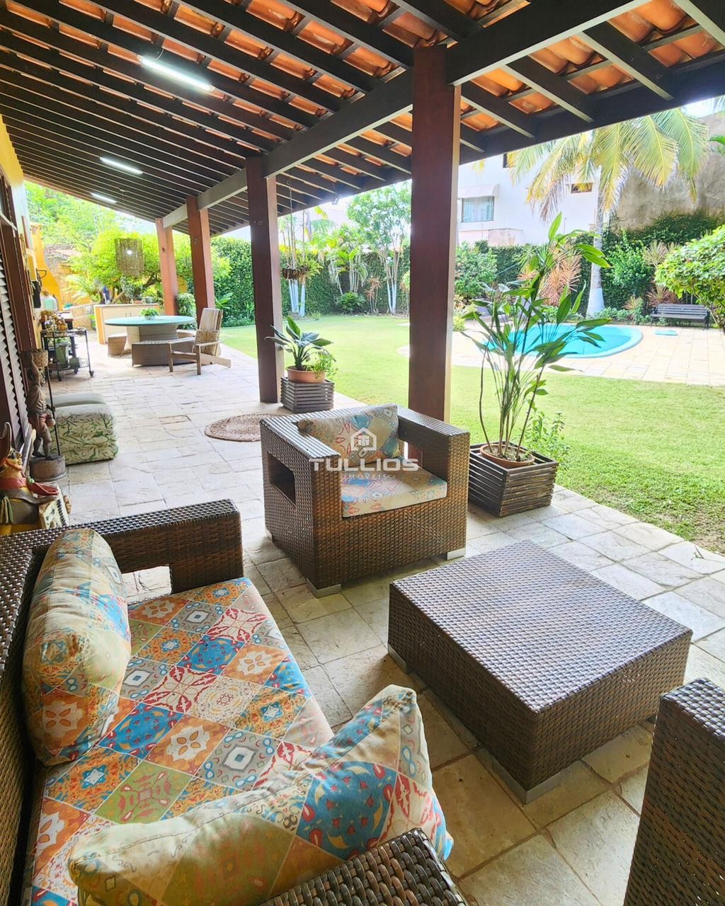 Casa no Calhau com espaço, conforto e lazer completo para toda a família.