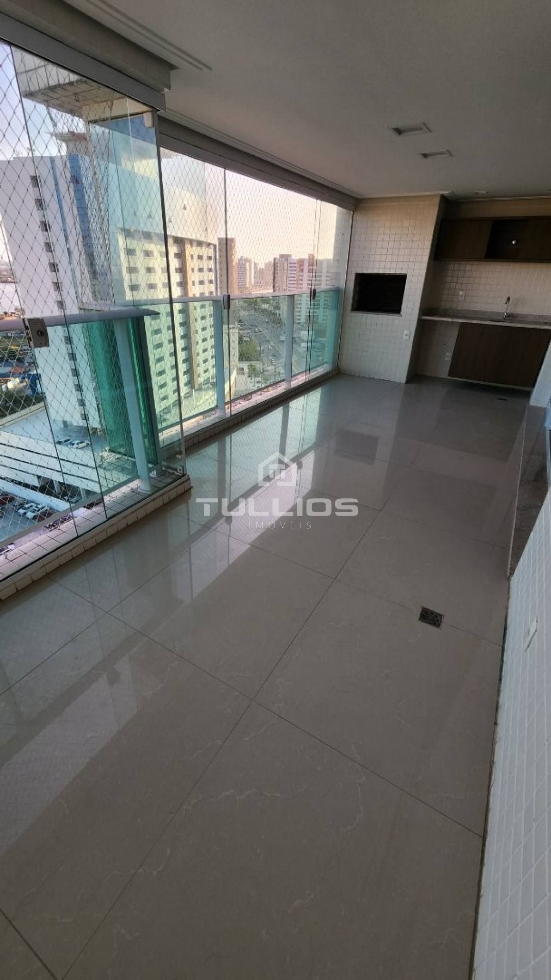 Venda - Apartamento com 3 suítes no Farol da Ilha, Ponta D´Areia