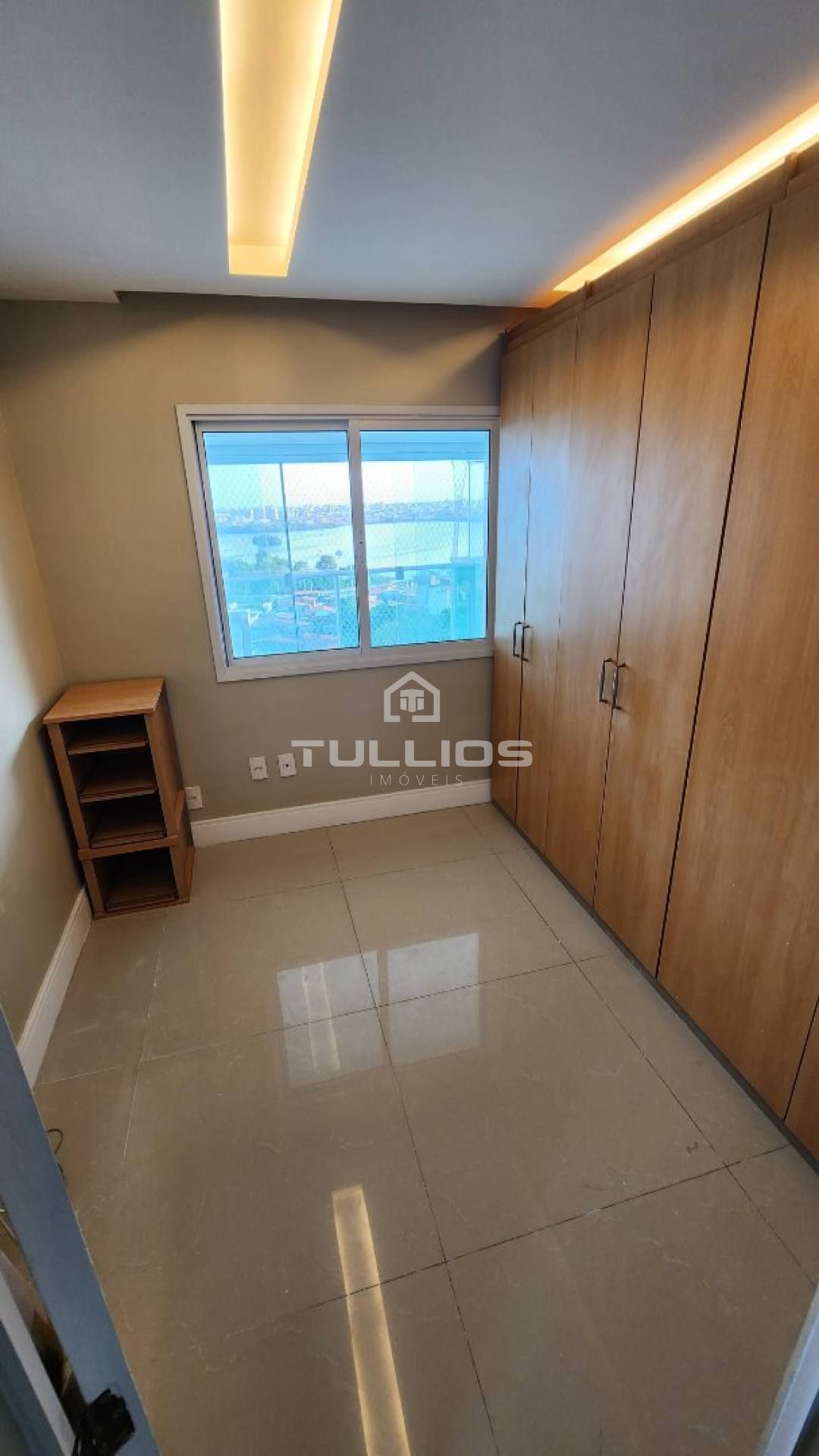 Venda - Apartamento com 3 suítes no Farol da Ilha, Ponta D´Areia