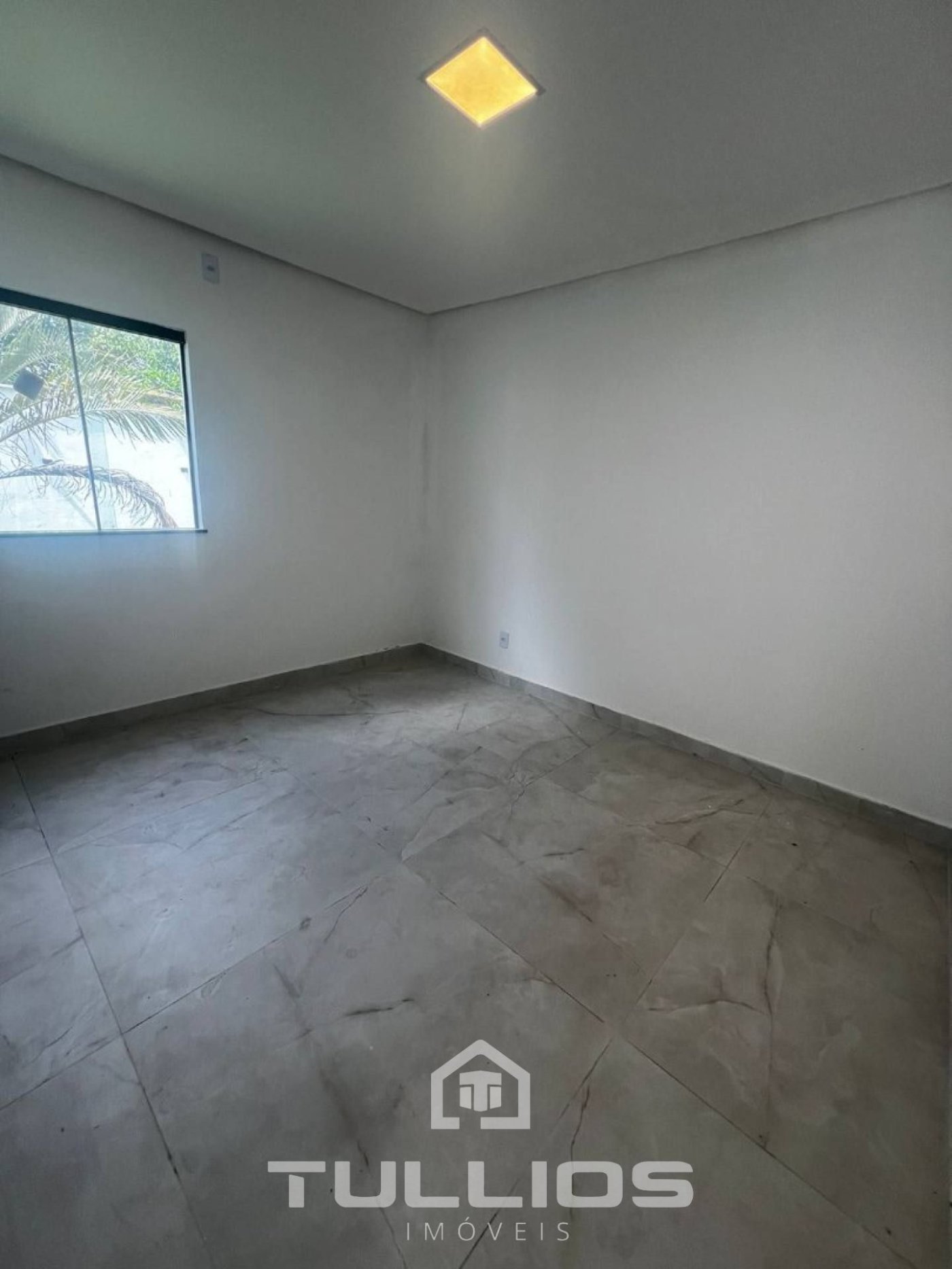 VENDA - Casa Duplex no Araçagy